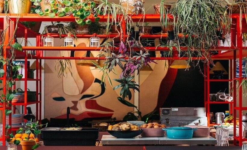 The Green Elephant Hostel & Spa