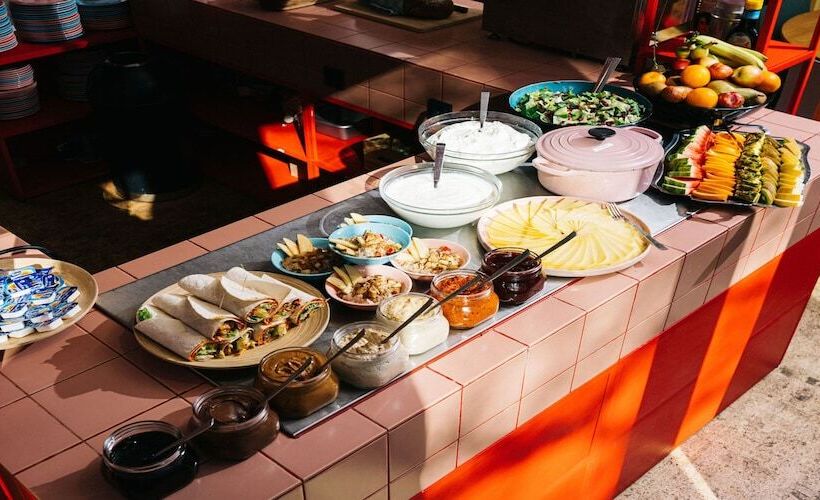 The Green Elephant Hostel & Spa