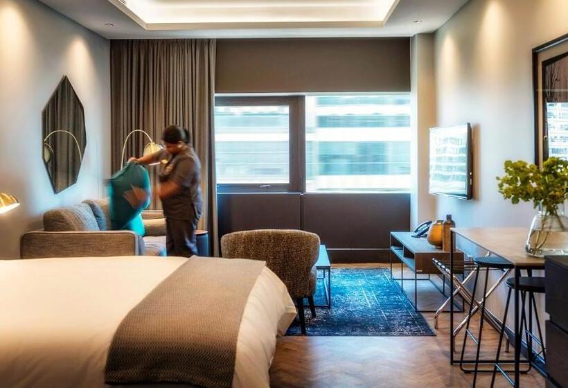 The Onyx Apartment Hotel By Newmark