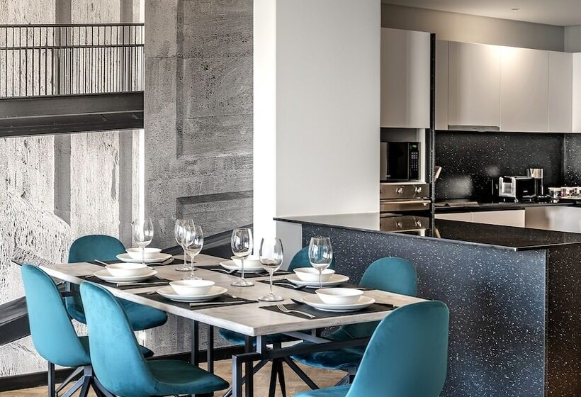 The Onyx Apartment Hotel By Newmark