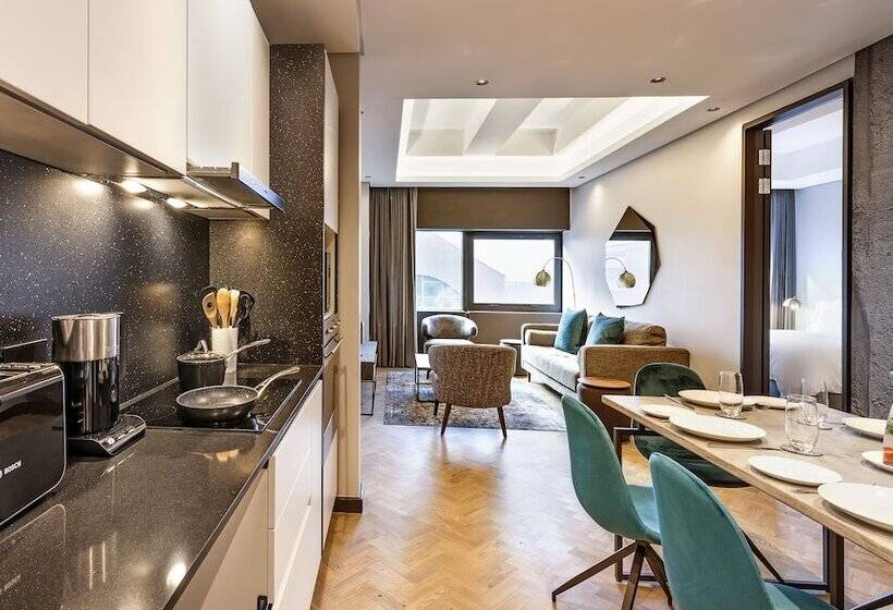 The Onyx Apartment Hotel By Newmark