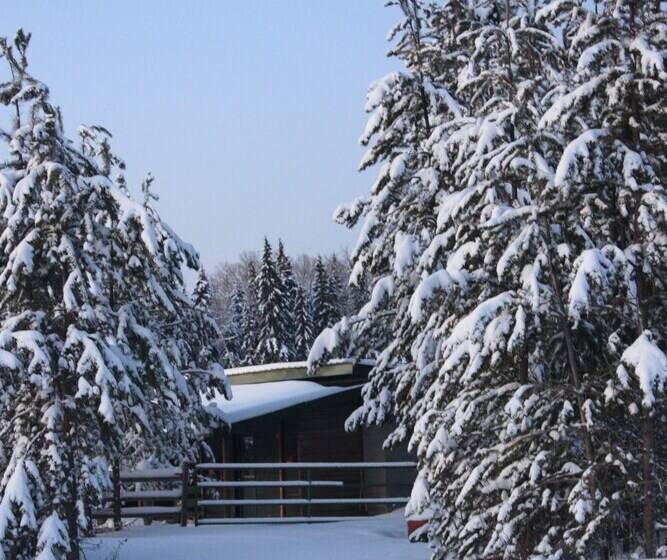 Woodhouse Cottages And Ranch