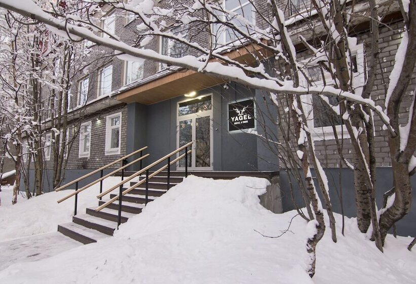 Yagelhostel