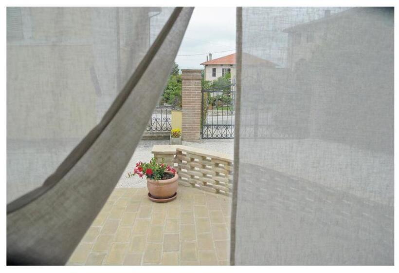 Agriturismo Monte Cologna