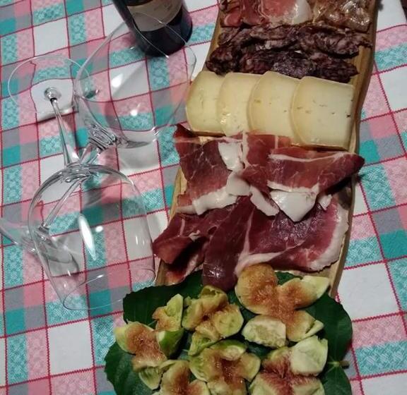 Agriturismo Monte Cologna