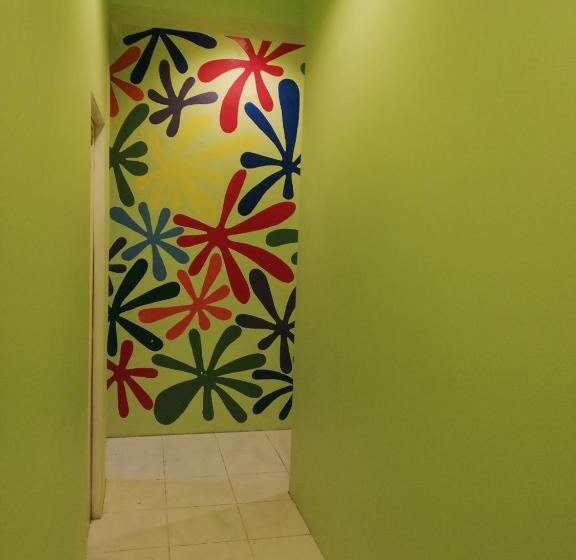 هاستل Dormitels.ph Ermita