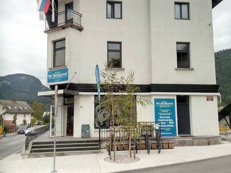 هاستل House Budkovič