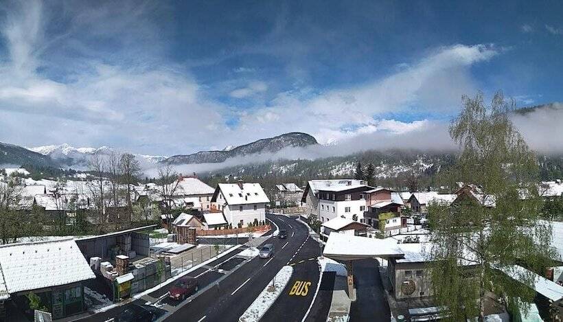 هاستل House Budkovič