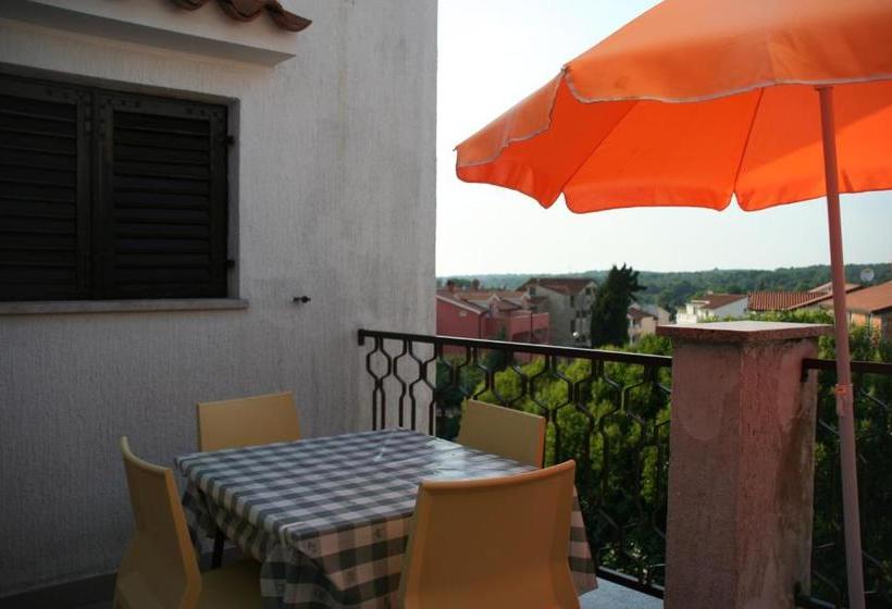 Apartments Villa Falcon