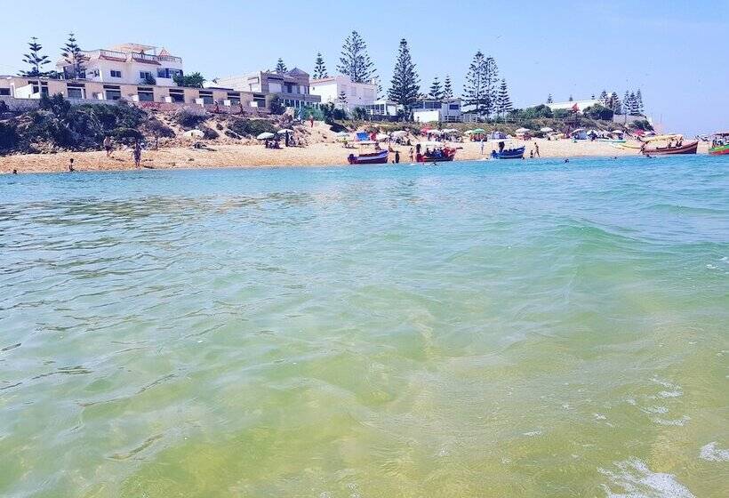 Art Riad Au Bord De La Mer