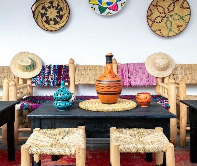 Art Riad Au Bord De La Mer