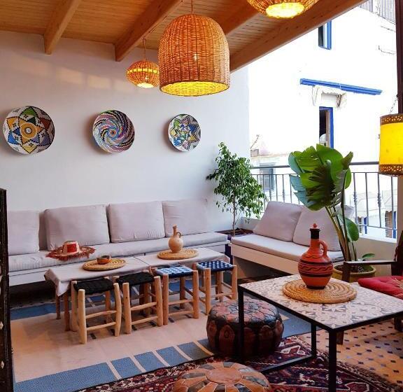 Art Riad Au Bord De La Mer