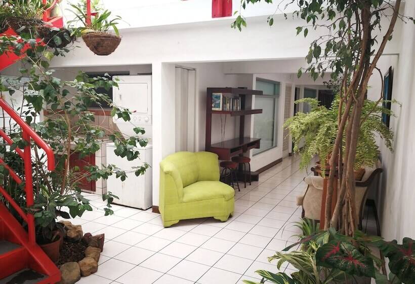 تختخواب و صبحانه Hojarascas