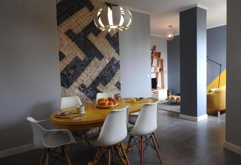 تختخواب و صبحانه Lisbon Airport Guesthouse