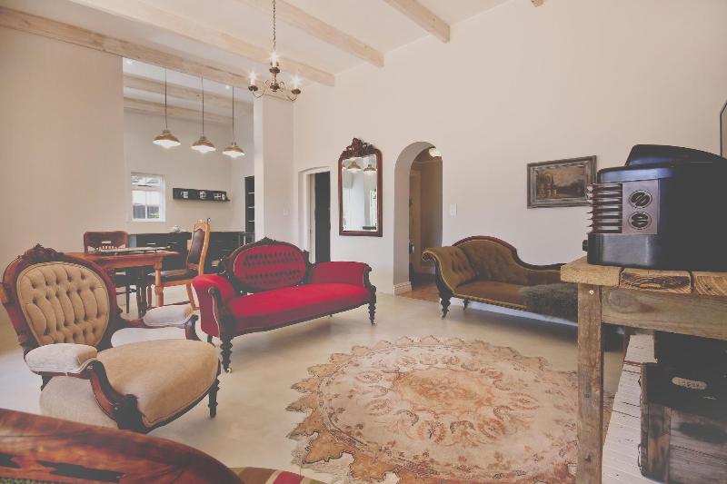 住宿加早餐  The Victorian Strand