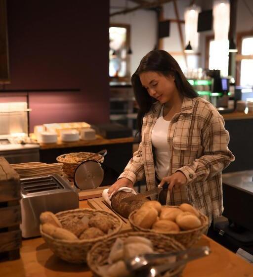 Bodetaler Basecamp Lodge   Bergsport  Und Naturerlebnis