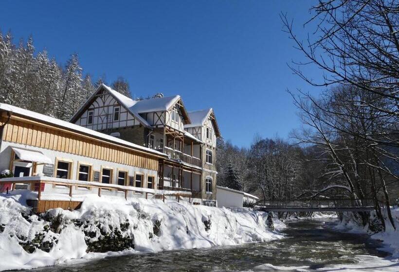 Bodetaler Basecamp Lodge   Bergsport  Und Naturerlebnis