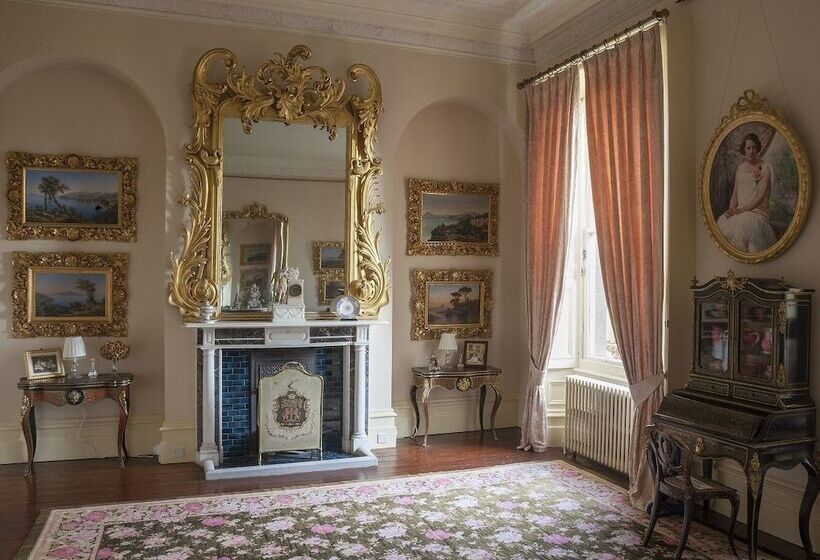 住宿加早餐  Clonalis House Historic Guest House