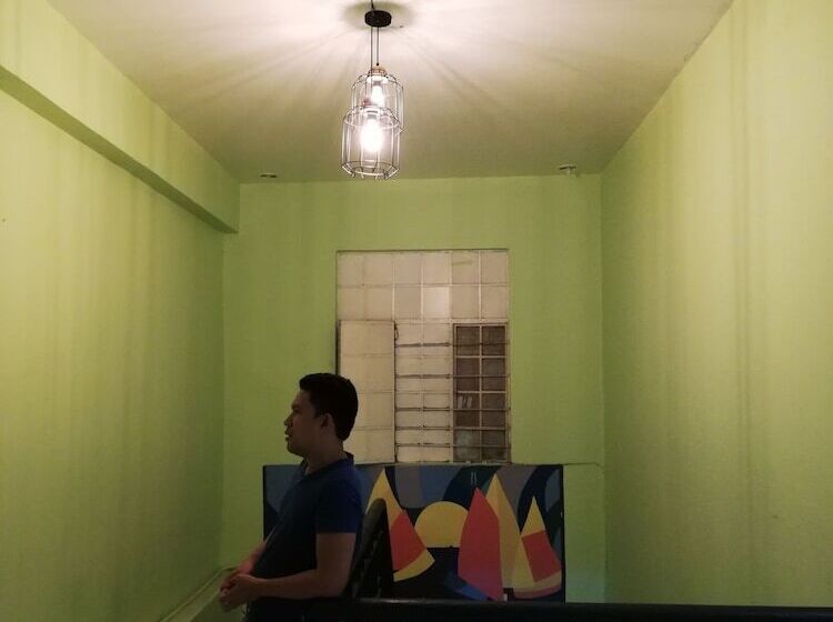 هاستل Dormitels.ph Ermita