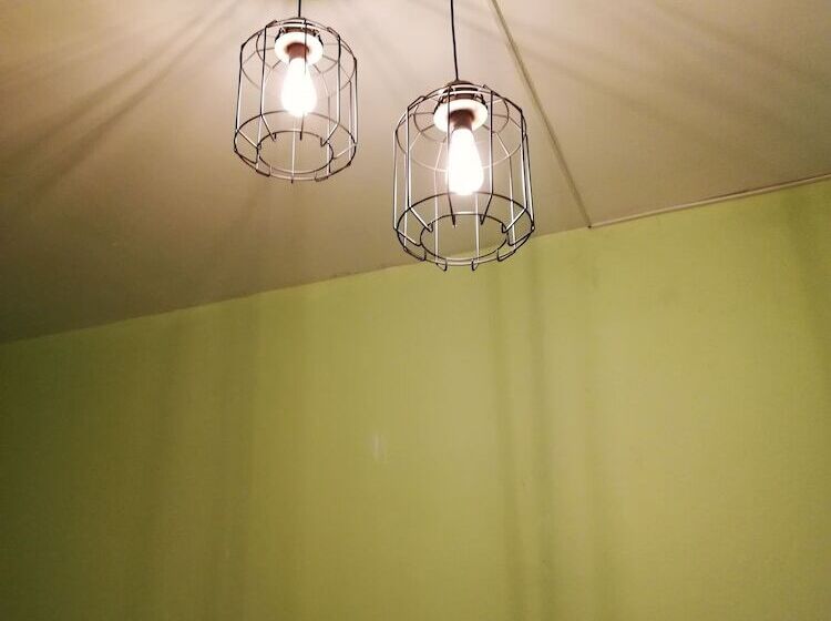 هاستل Dormitels.ph Ermita