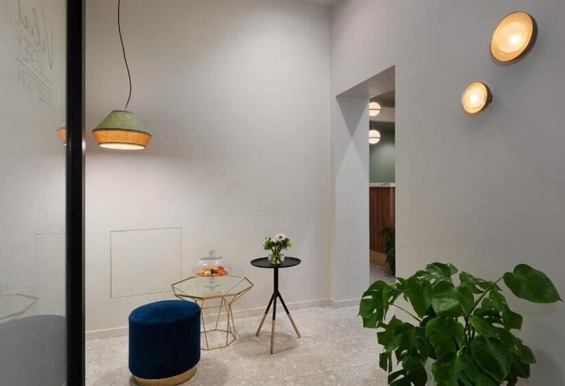 客栈 Velvet Grey Boutique