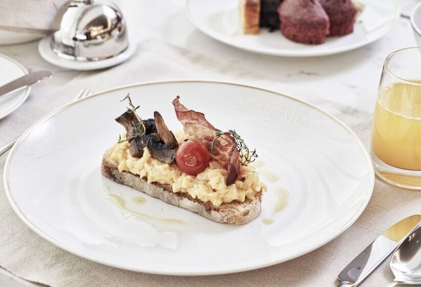 Academias Hotel, Autograph Collection