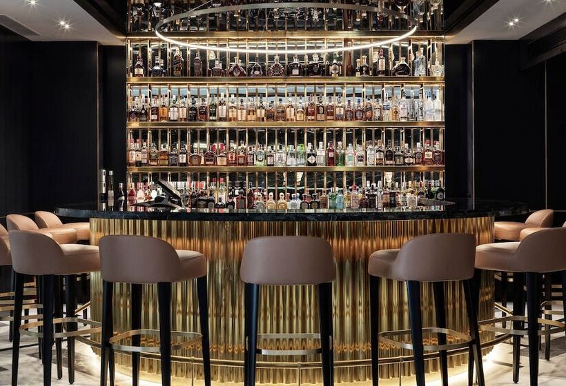 Academias Hotel, Autograph Collection