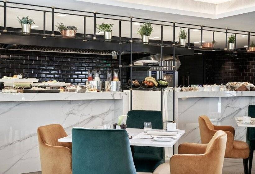 Academias Hotel, Autograph Collection