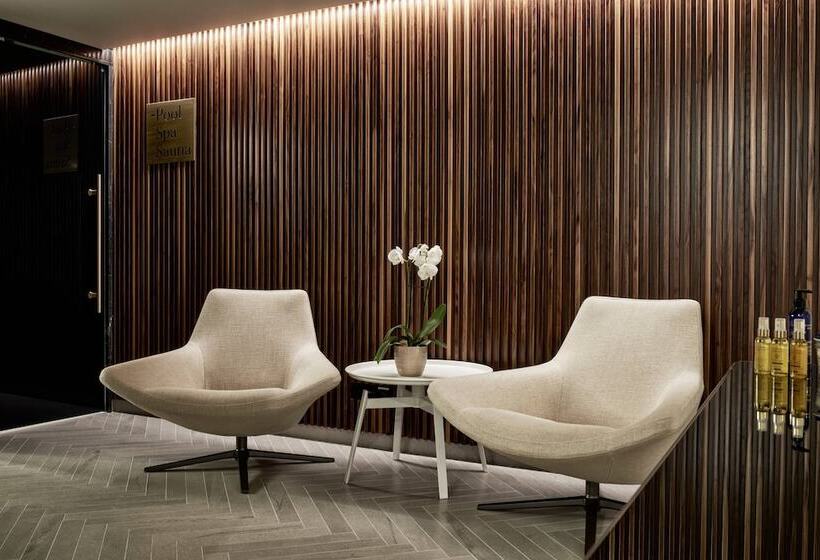 Academias Hotel, Autograph Collection