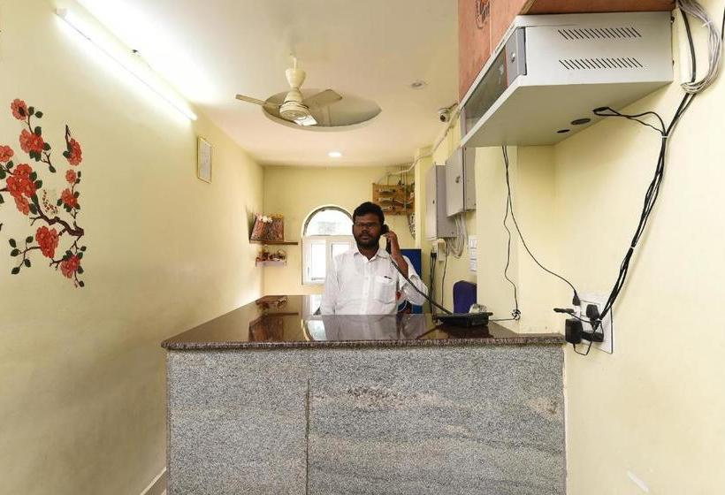 Отель Akshaya Grand By Oyo Rooms