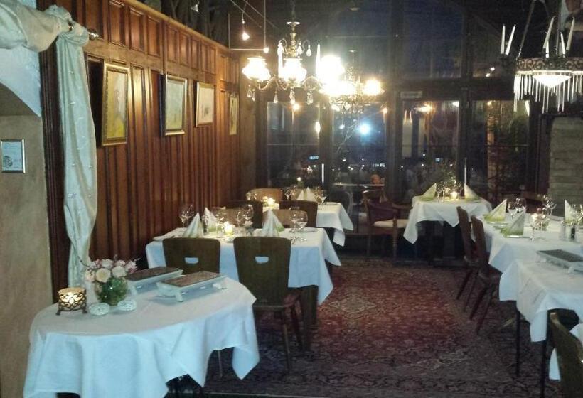 فندق Alte Schreinerei Auberge Harlekin