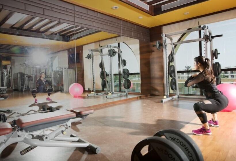 Отель Belvedere Golf & Country Club