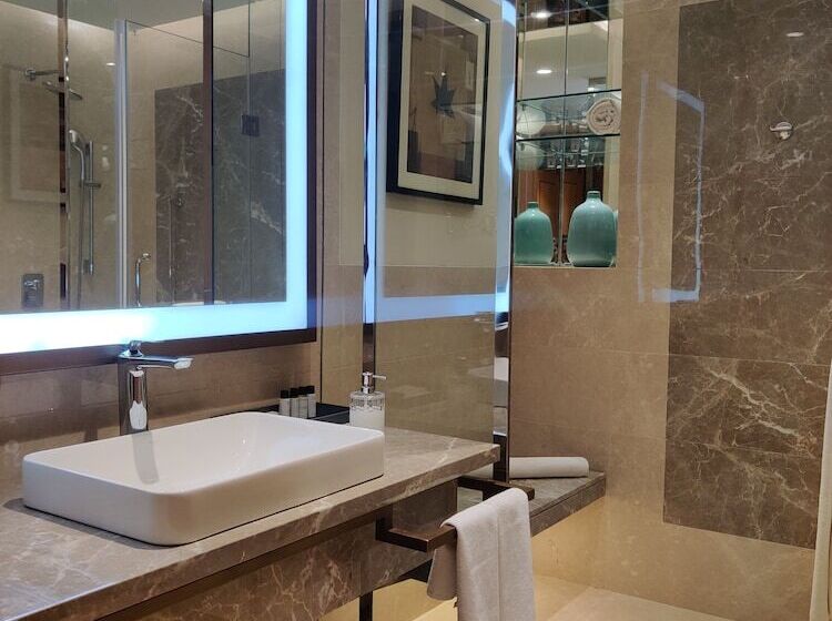 Отель Belvedere Golf & Country Club