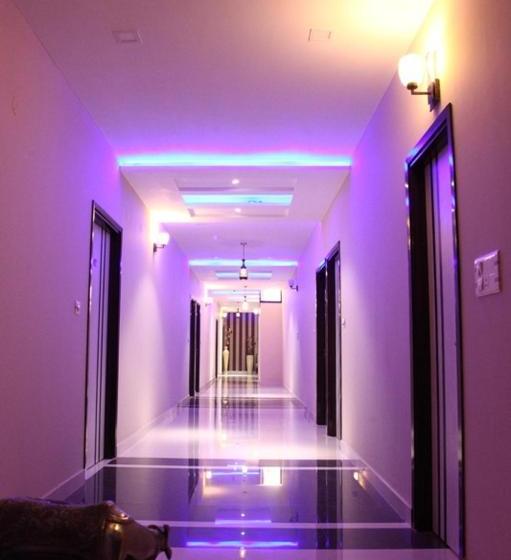 בית מלון כפרי C M Plaza