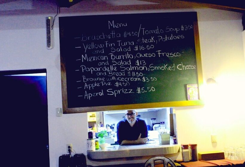 فندق Ceiba Tree Lodge