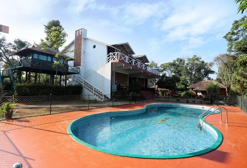 Отель Eletaria By Oyo Rooms