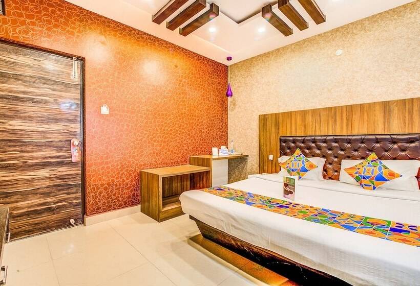 בית מלון כפרי Fabexpress Mayuri Residency   Hal Old Airport Road