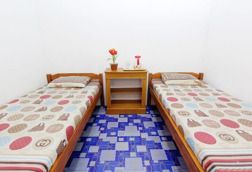 Отель Griya Godean Syariah Yogyakarta