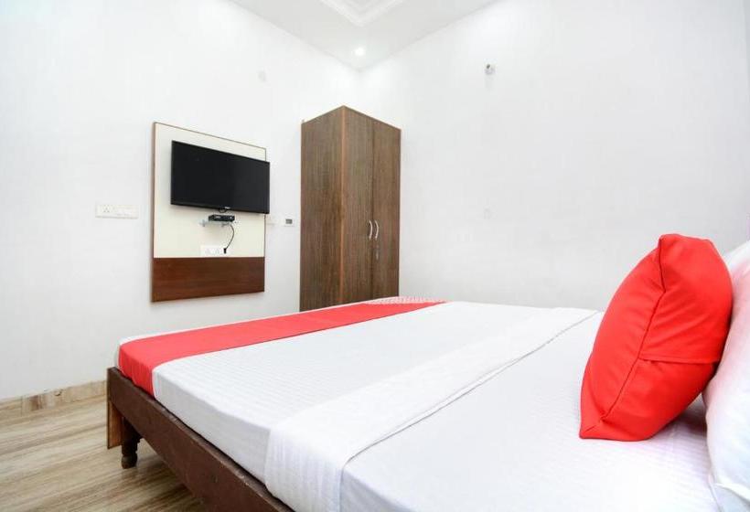 Flagship Hotel Mm Crown