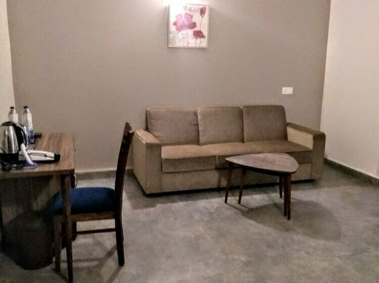 호텔 Karon Premium