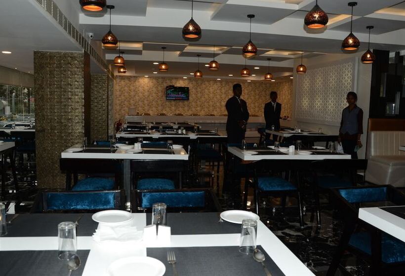 Отель Karunya Residency