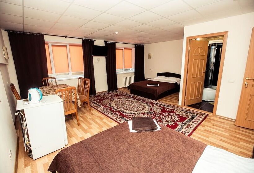 בית מלון כפרי Lastochka