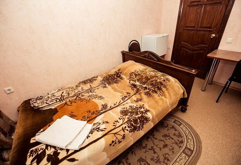 Отель Lastochka