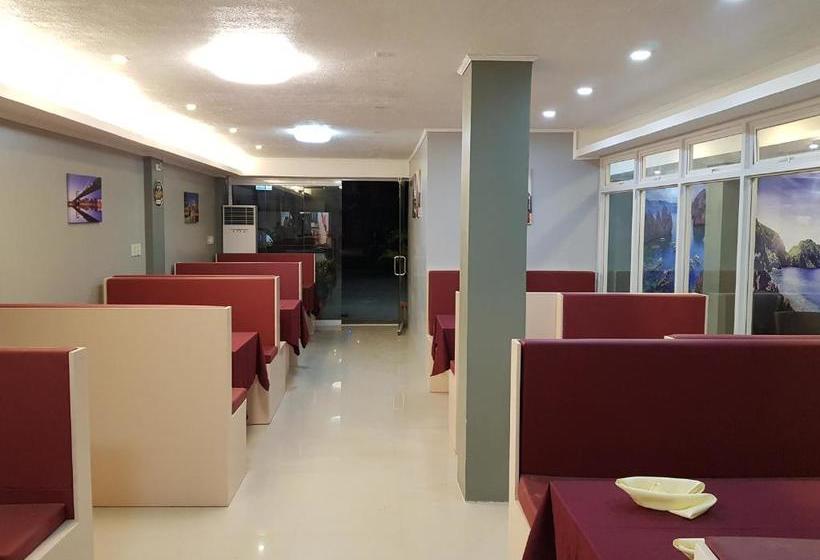 هتل Oceanlodge Tourist Inn