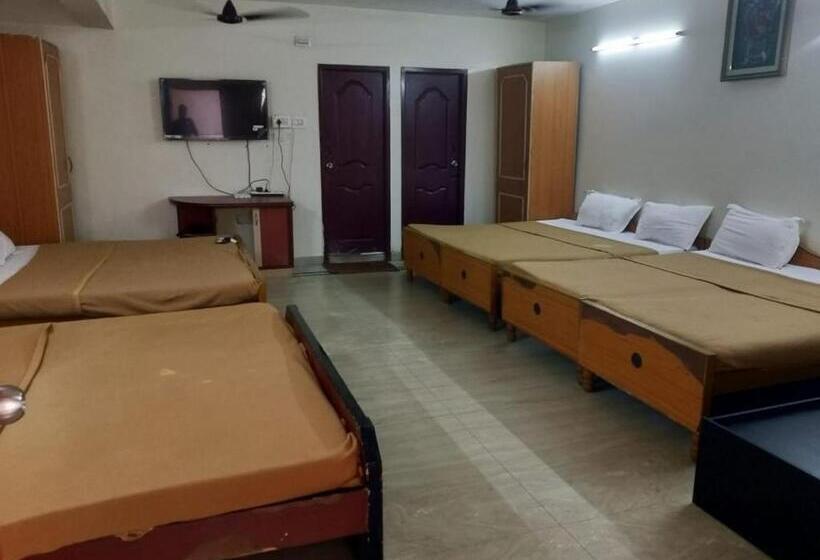 هتل Park Inn Beach Resort