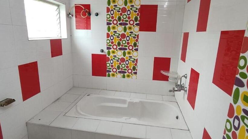 هتل Park Inn Beach Resort