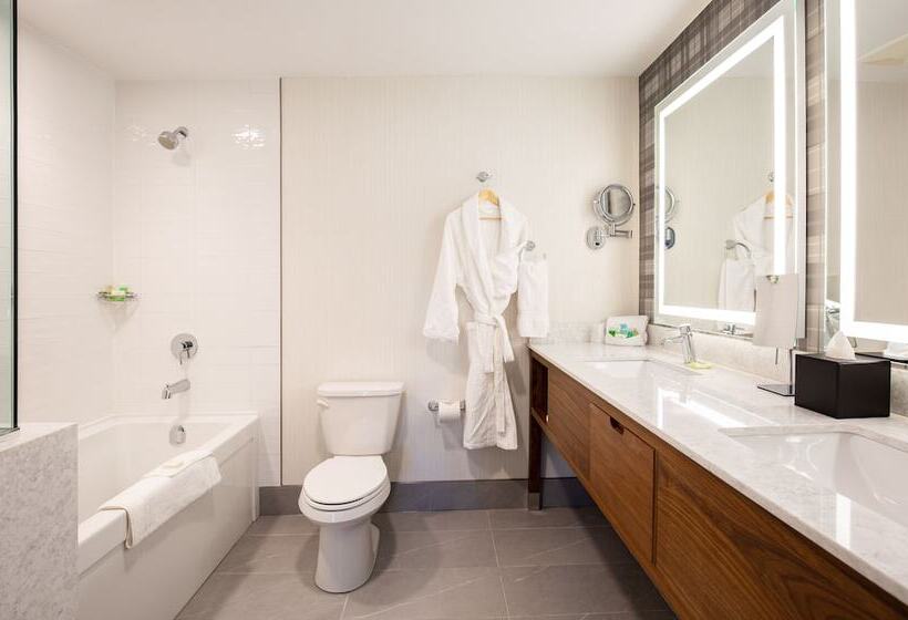 Pomeroy Hotel Fort Mcmurray