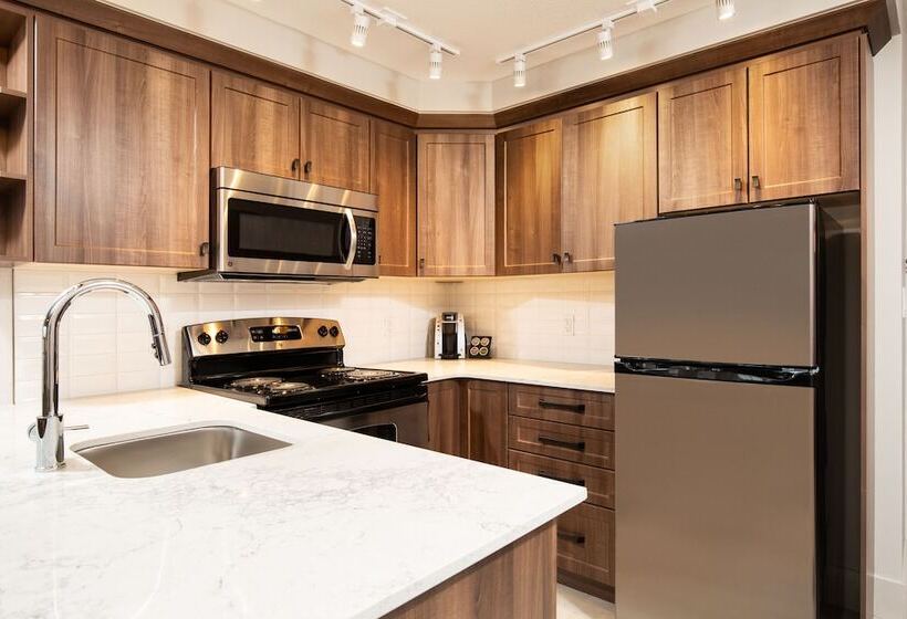 Pomeroy Hotel Fort Mcmurray