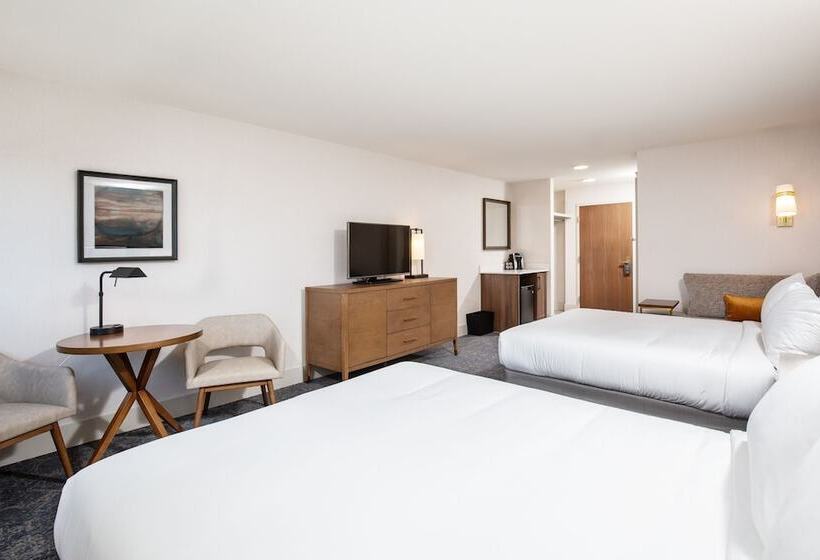 Pomeroy Hotel Fort Mcmurray