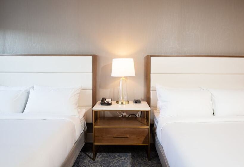 Pomeroy Hotel Fort Mcmurray